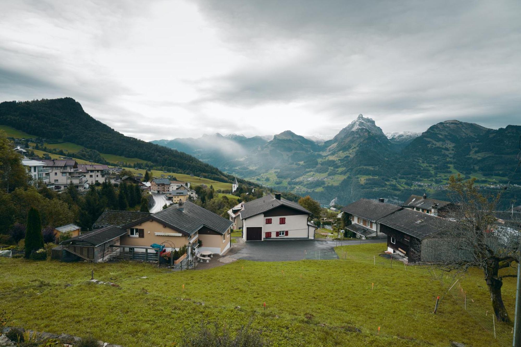 Apartment Im Chalet Biodola Amden Bagian luar foto