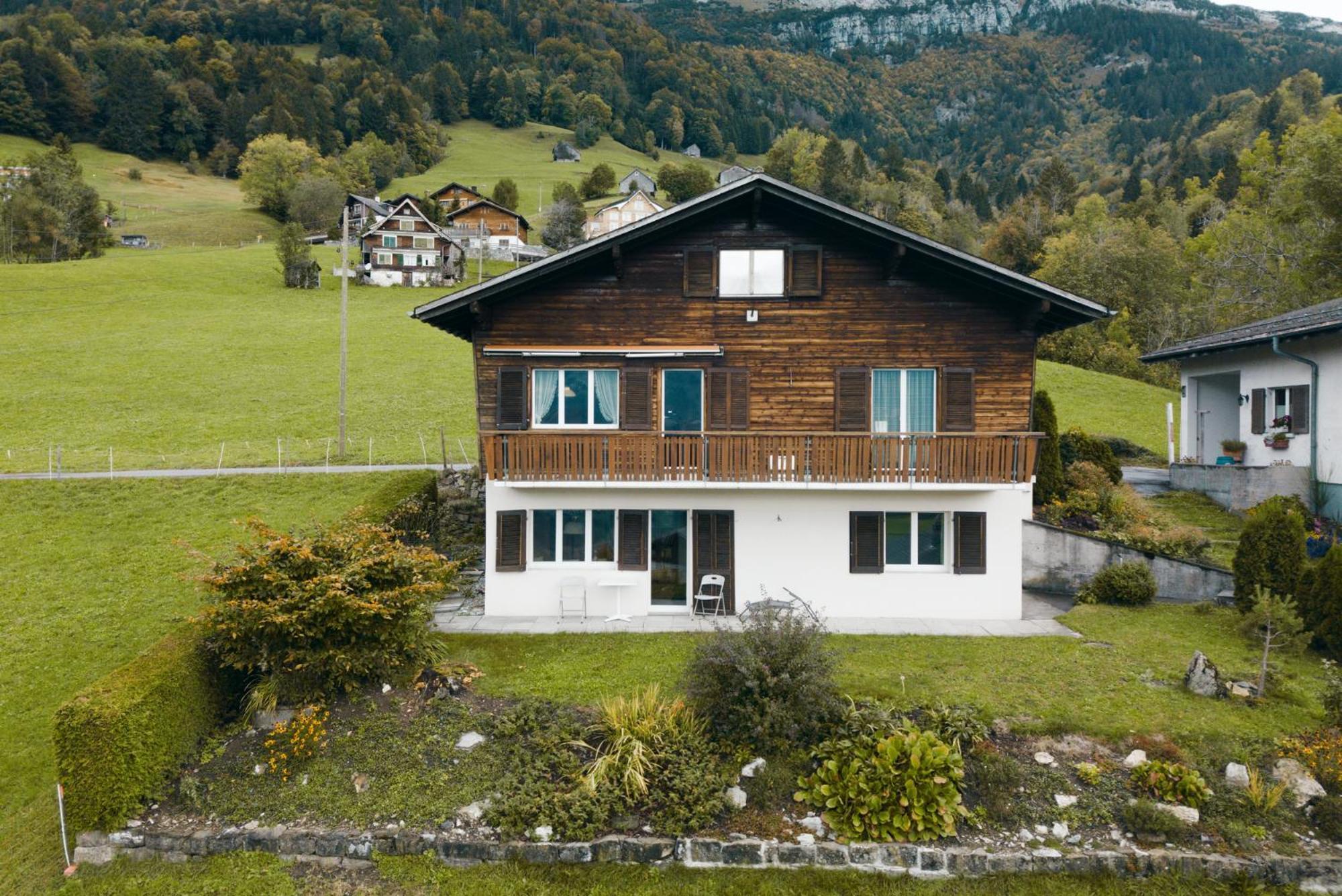 Apartment Im Chalet Biodola Amden Bagian luar foto